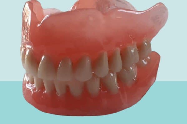 Foto de Roberto E. Pérez Protesista Dental